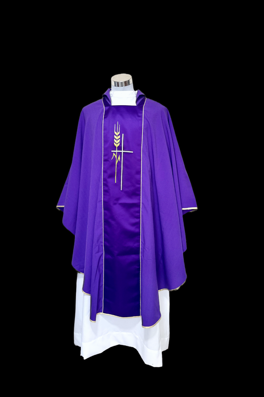 Casulla Poliéster con galón bordado cruz y espigas